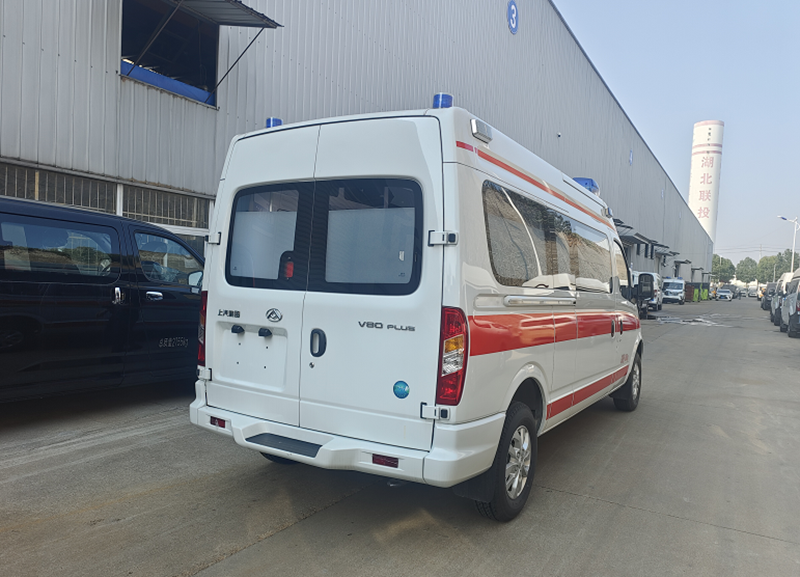 大通V80长轴监护型负压救护车