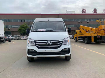 大通V80中轴殡葬服务车