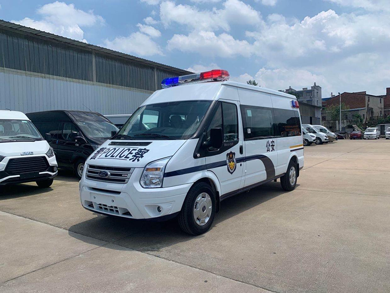 福特CLW5040XQC6CD型囚车