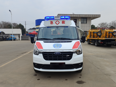 福特V348短轴中顶转运型救护车