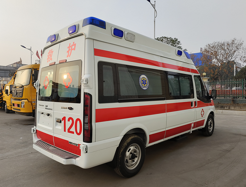 福特V348长轴福星顶监护型救护车