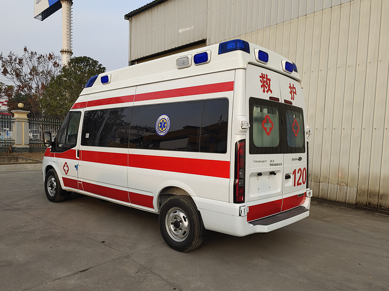 福特V348长轴福星顶监护型救护车