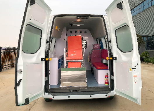 福特V348长轴中顶转运型伤残运送车