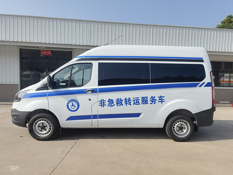 福特V362（柴油）非急救负压转运服务车