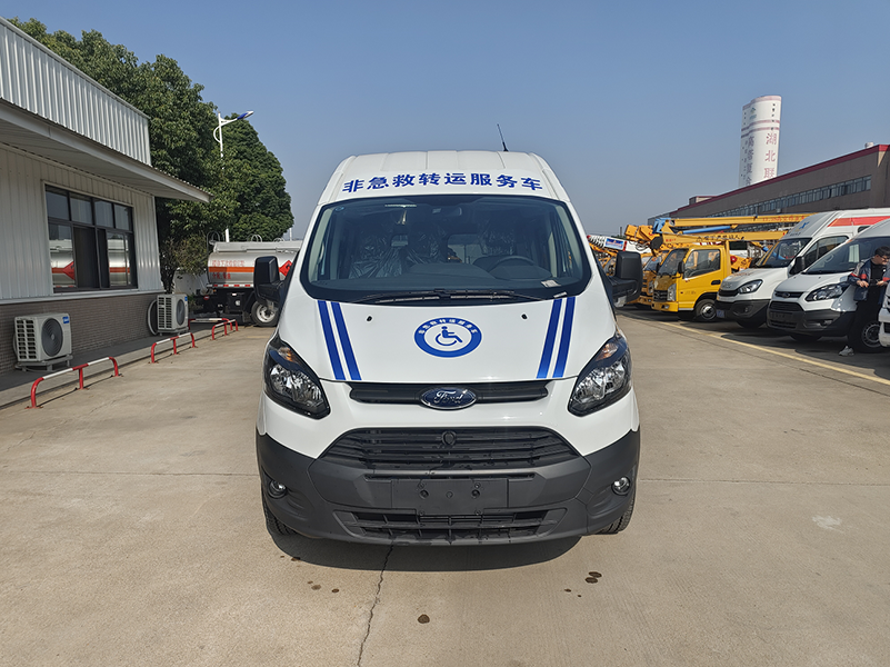 福特V362（柴油）非急救监护型服务车