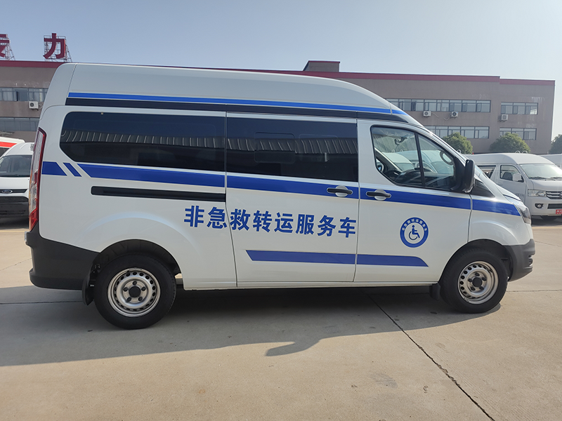 福特V362（柴油）非急救监护型服务车
