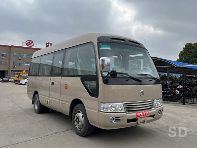 金旅牌殡仪车