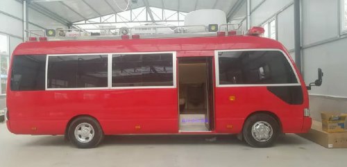 丰田考斯特多功能指挥车