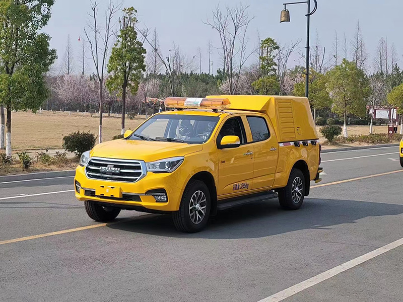 CLW5030XXHQ6型救险车