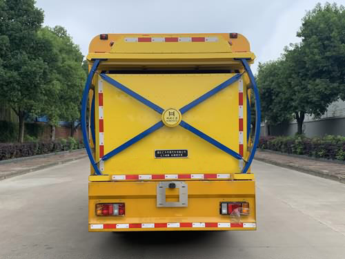 VVV5073TFZQL6型防撞缓冲车